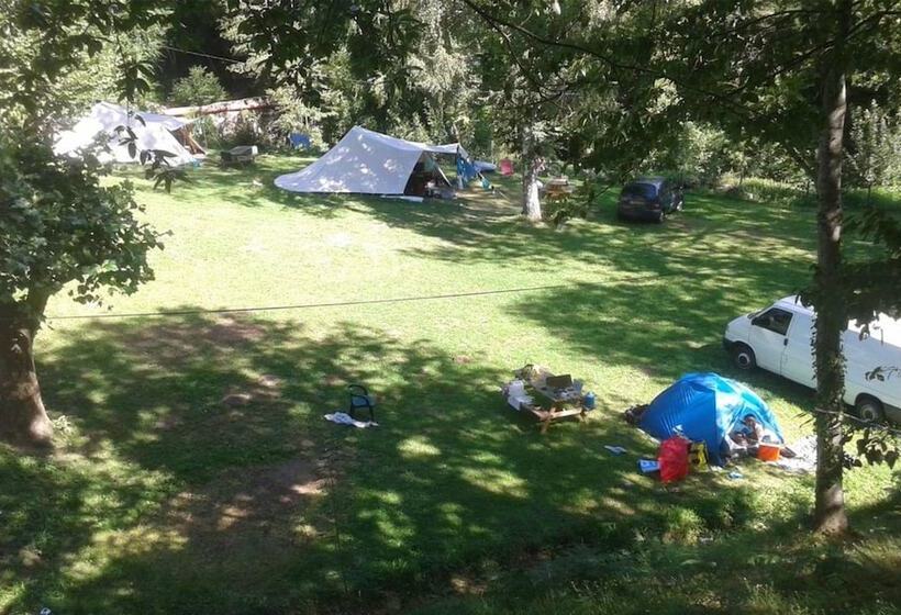 בית מלון כפרי Camping Du Pré Coulet
