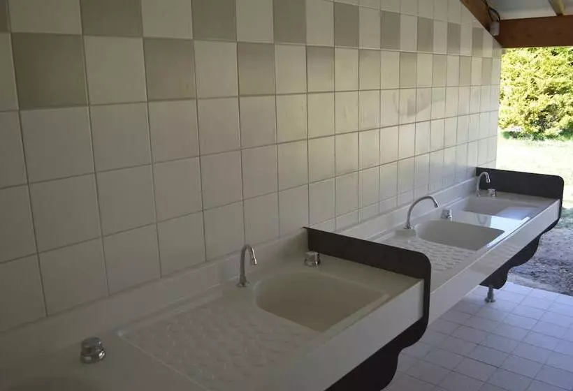 Hotelli Camping Le Petit Lion   Tente Safari