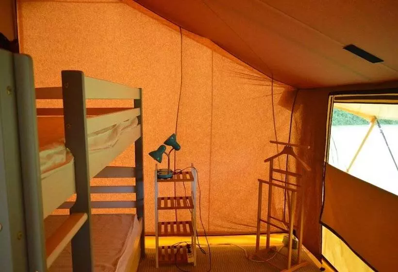 Hotelli Camping Le Petit Lion   Tente Safari