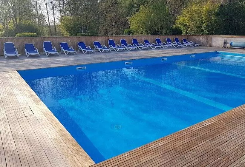 Hotelli Camping Le Petit Lion   Tente Safari