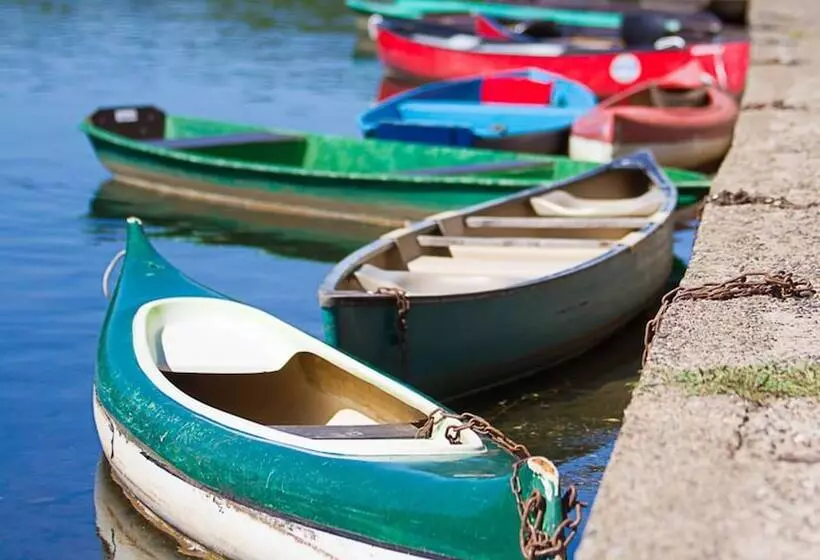 Hotelli Camping Le Petit Lion   Tente Safari