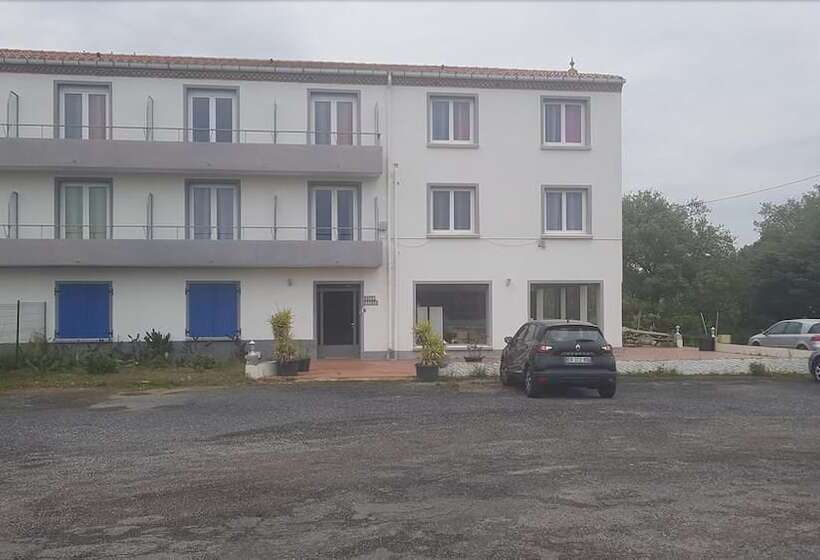 בית מלון כפרי El Rio