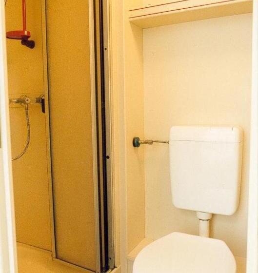 בית מלון כפרי Gasthaus Zur Traube