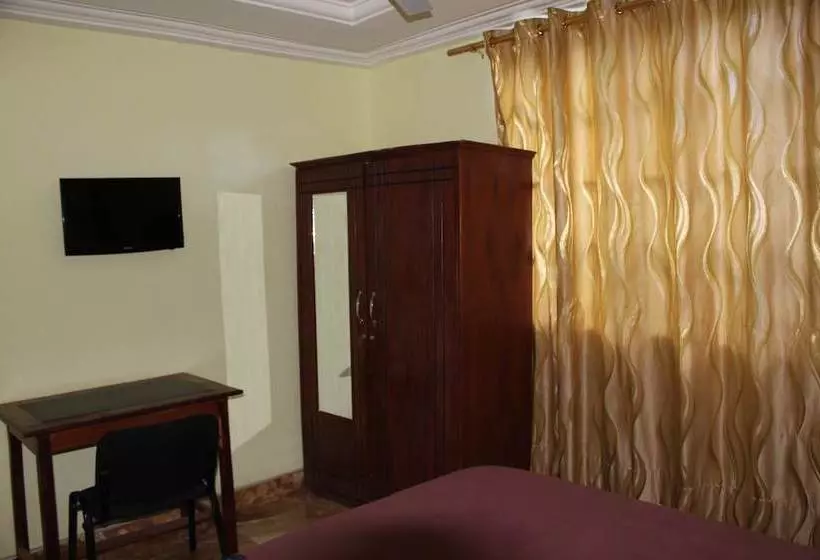 Hotelli Gorsben Royal Lodge