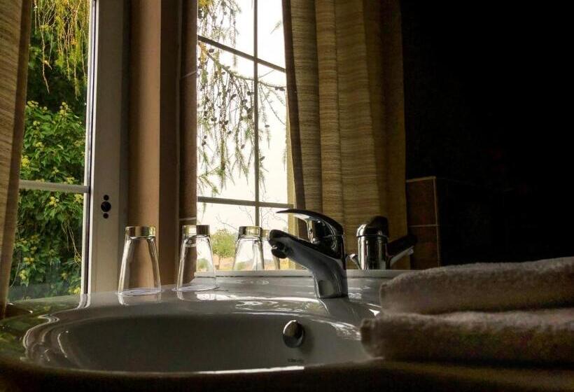 בית מלון כפרי Restaurant Denis