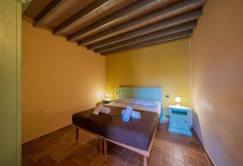 田舎風ホテル Agriturismo Borgo Biaia