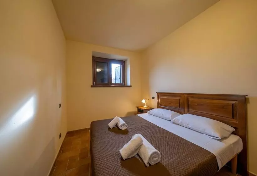 田舎風ホテル Agriturismo Borgo Biaia