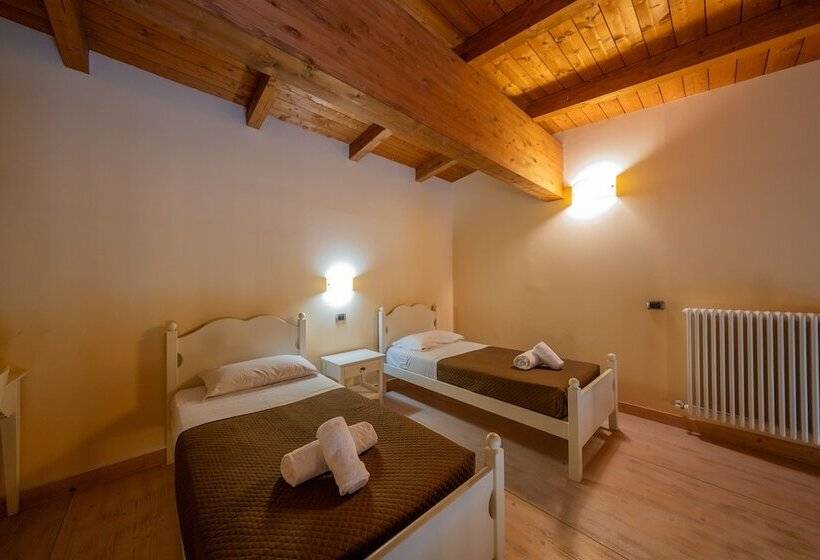 교외 호텔 Agriturismo Borgo Biaia