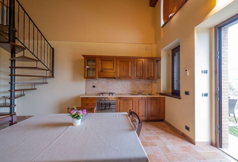 교외 호텔 Agriturismo Borgo Biaia