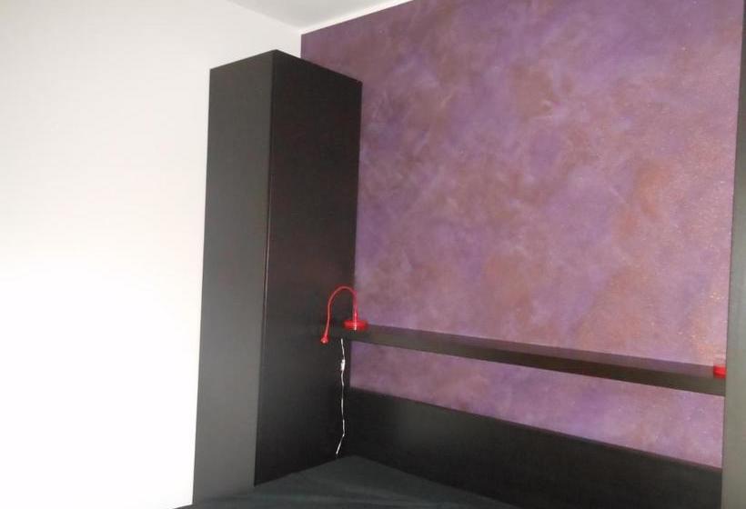 Сельский отель Le Lasarde