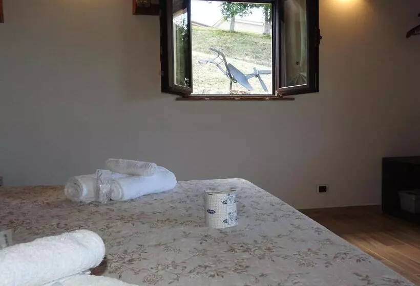 Maaseutuhotelli La Fattoria Dei Sibillini