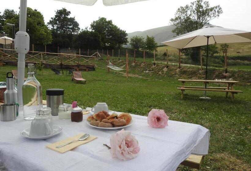 田舎風ホテル La Fattoria Dei Sibillini