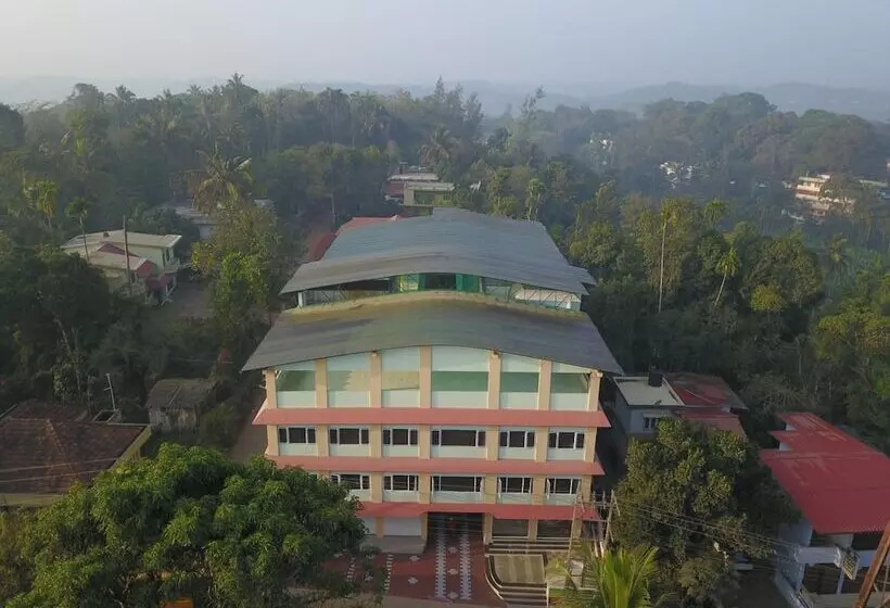 ホテル Wayanad Square