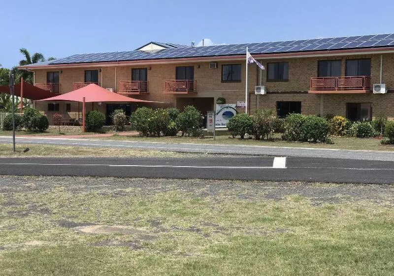 Kurrmine Beach Motel