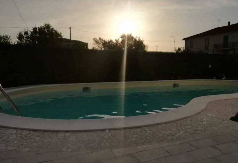 بنسيون Alba Marina Rooms