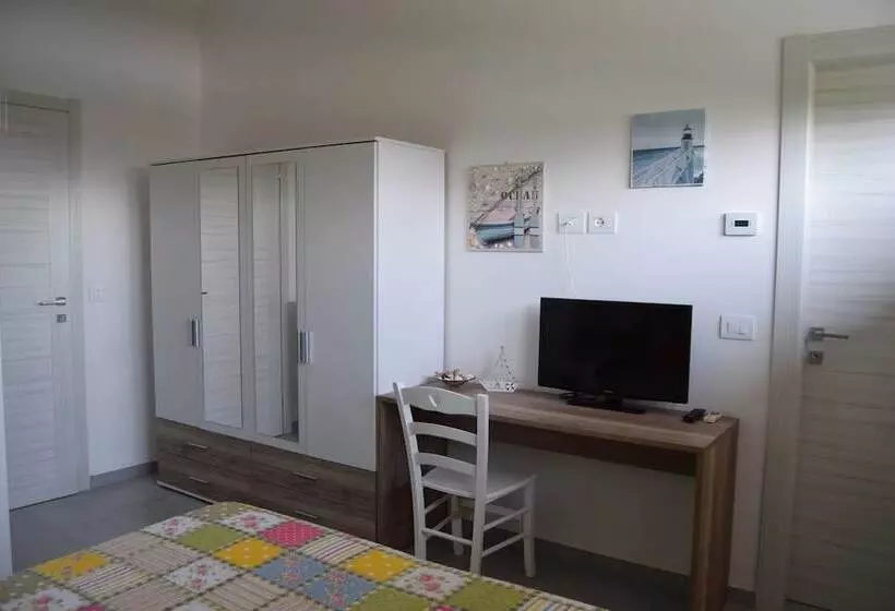 ペンション Alba Marina Rooms