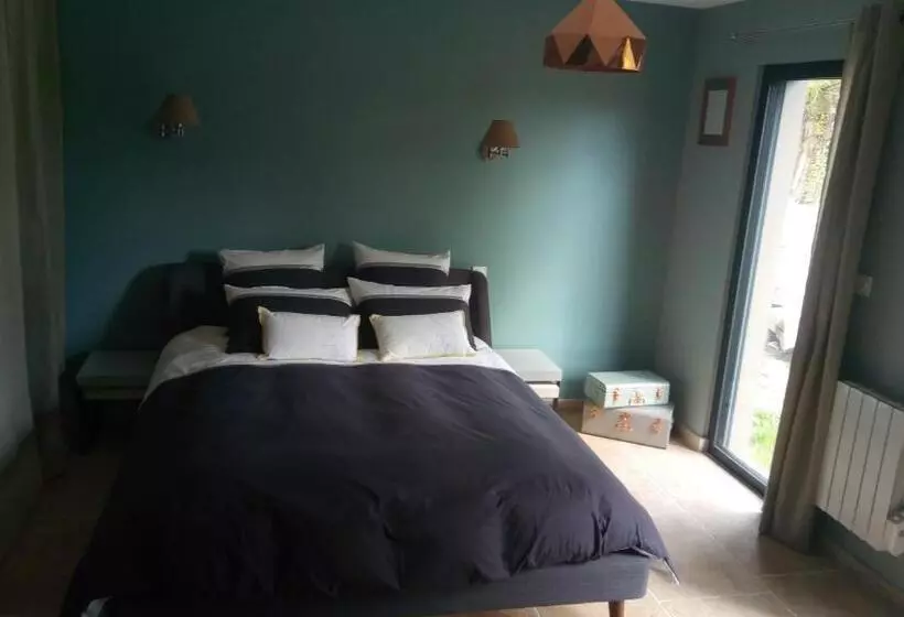 Majatalo Cosy Wood House