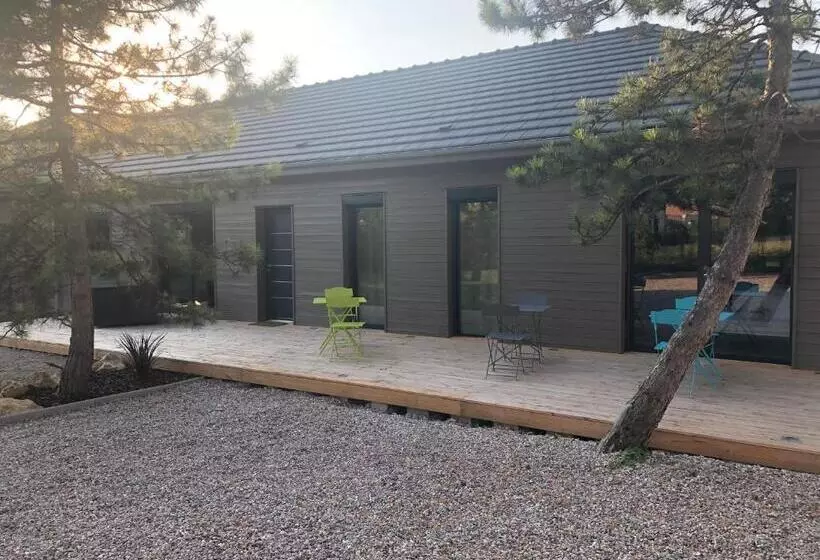 Majatalo Cosy Wood House