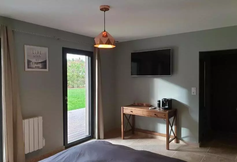 Majatalo Cosy Wood House