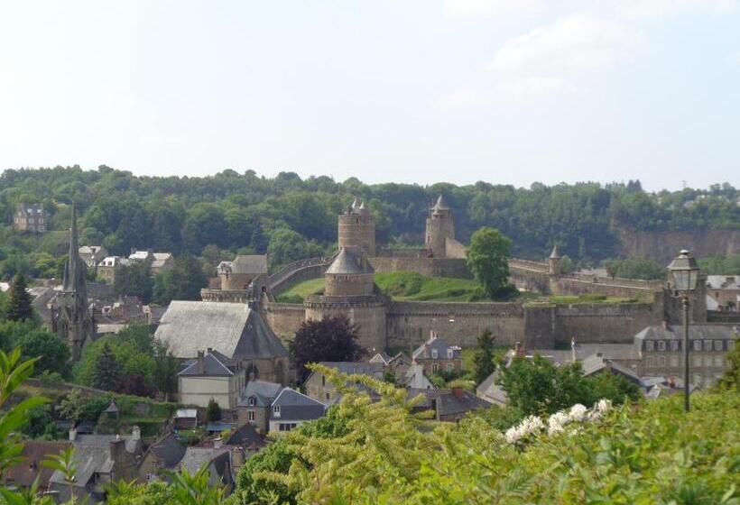 膳宿费 La Closerie De Sens