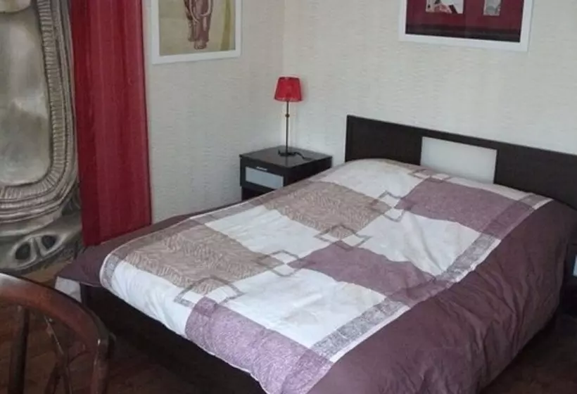 Aamiaismajoitus (B&B) L Odyssée Villa Iloa