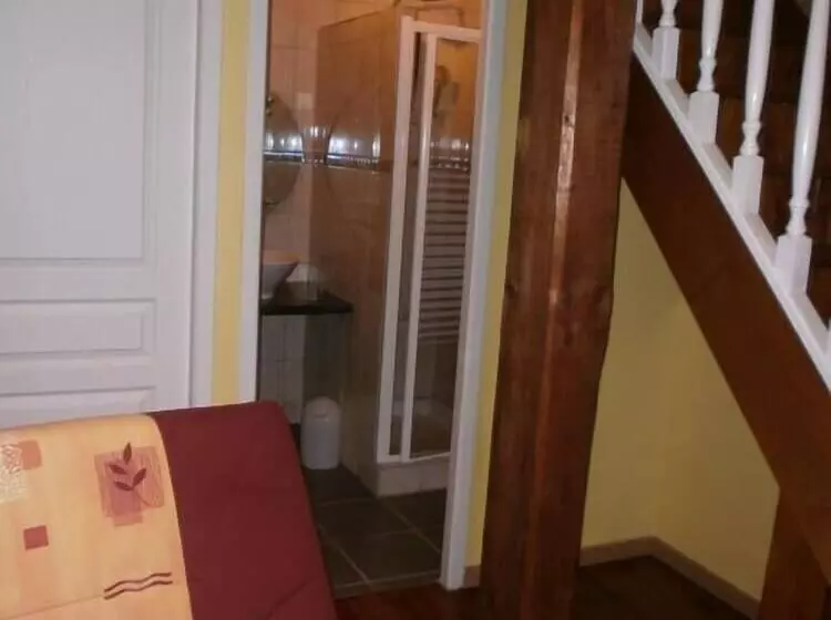 Aamiaismajoitus (B&B) L Odyssée Villa Iloa