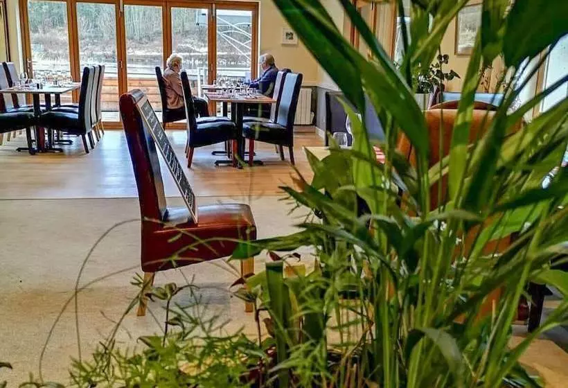 ベッドアンドブレックファースト La Cascade