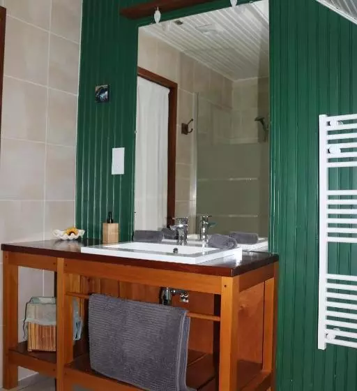 ベッドアンドブレックファースト L Autre Monde