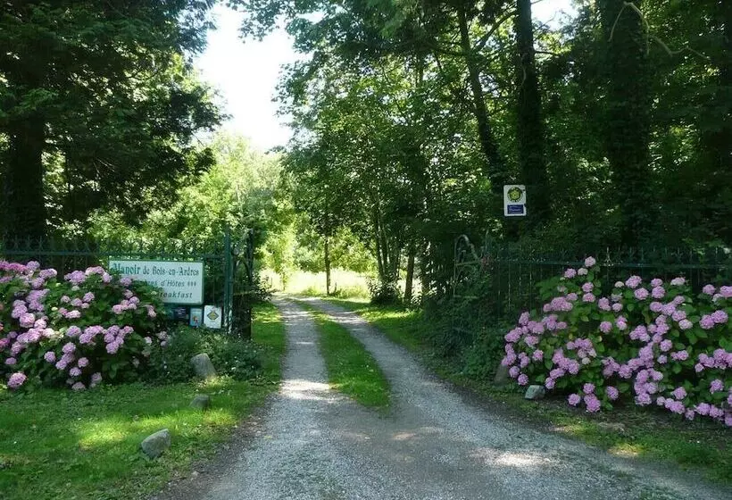 تختخواب و صبحانه Manoir De Bois En Ardres
