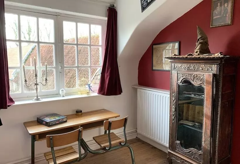 تختخواب و صبحانه Manoir De Bois En Ardres