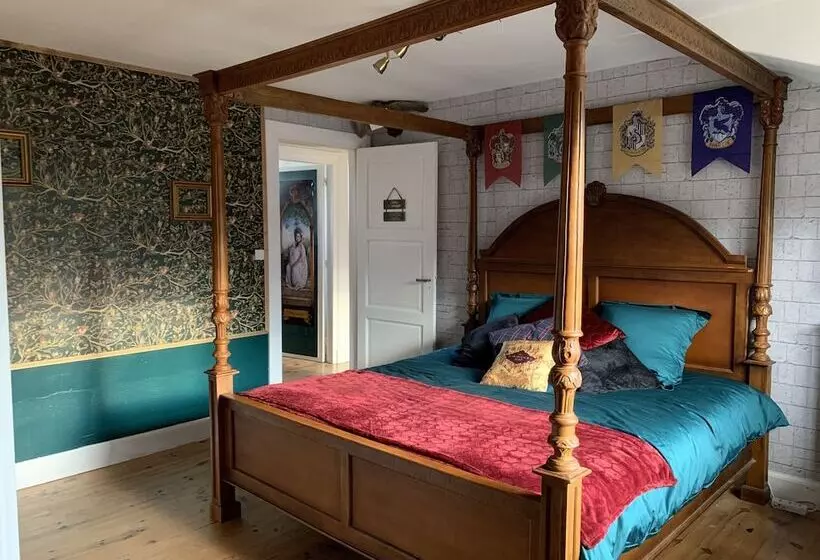 تختخواب و صبحانه Manoir De Bois En Ardres