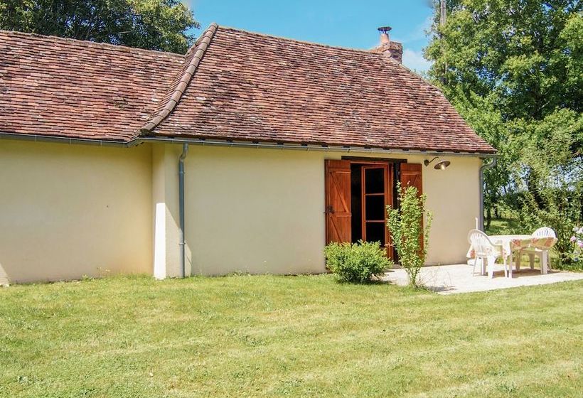 Charming Cottage With Garden, Barbecue, Garden Furniture
