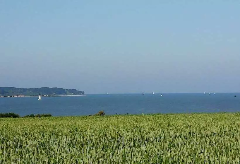 ホテル Camping De Kernéjeune