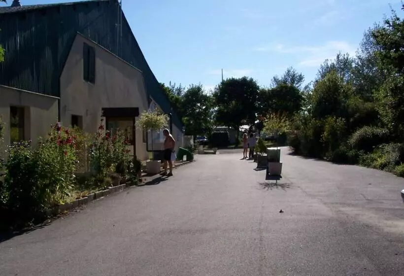 ホテル Camping De Kernéjeune