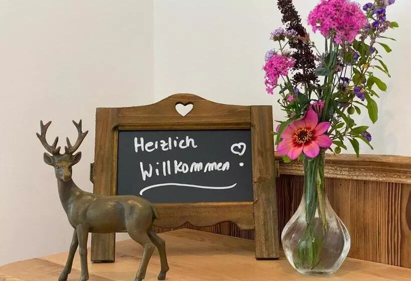 Hotelli Der Obere Wirt Zum Queri