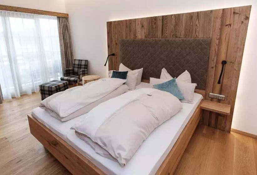 Hotelli Der Obere Wirt Zum Queri