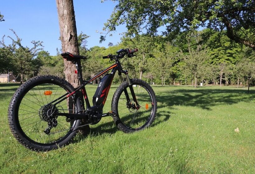 فندق Huttopia Calvados