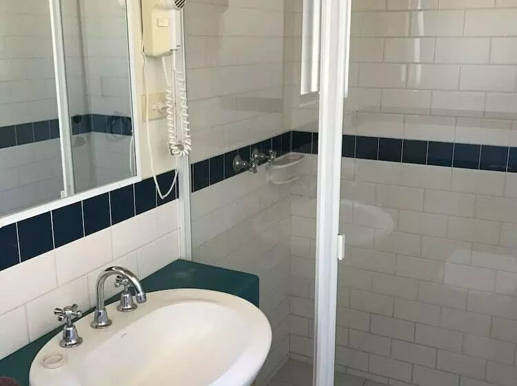 ホテル Wavecrest Village & Tourist Park