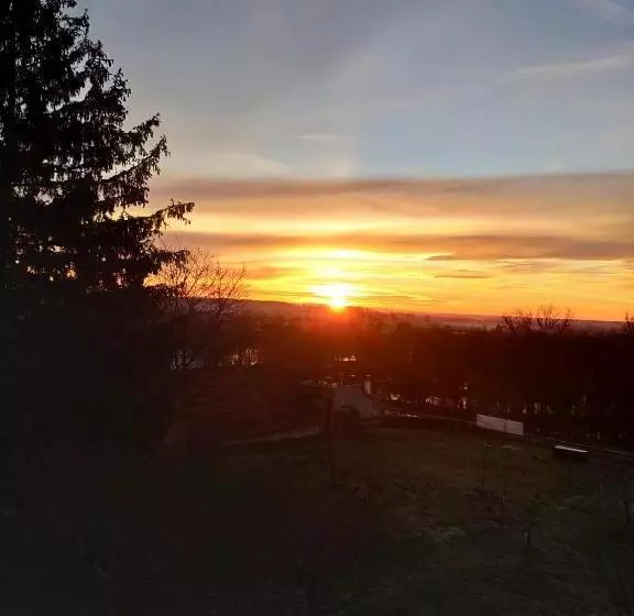 Majatalo Chez Casimir