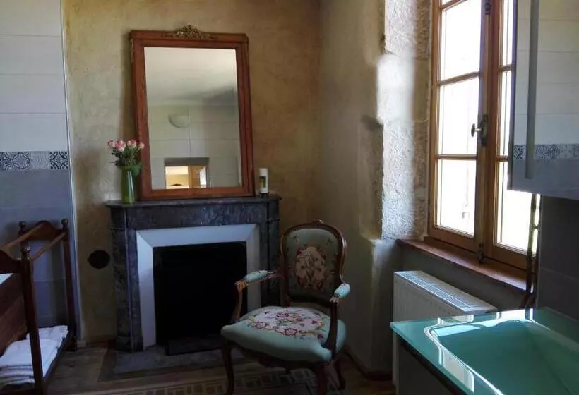 Majatalo Chez Casimir