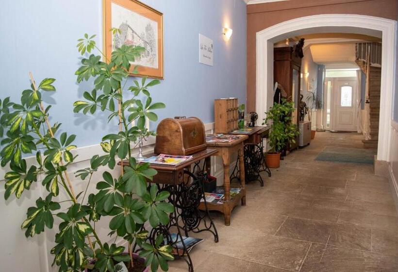 פנסיון La Fee Maison