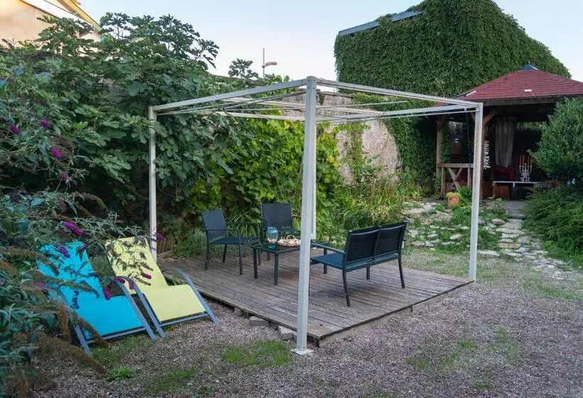 Majatalo La Fee Maison