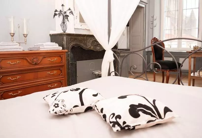 Majatalo La Fee Maison