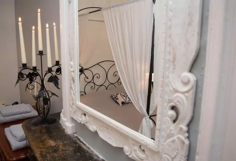 Majatalo La Fee Maison