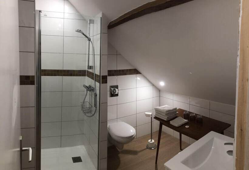 بنسيون La Jonquière