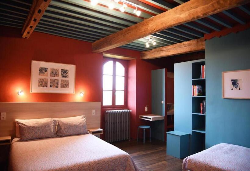 펜션 La Maison De Bazugues