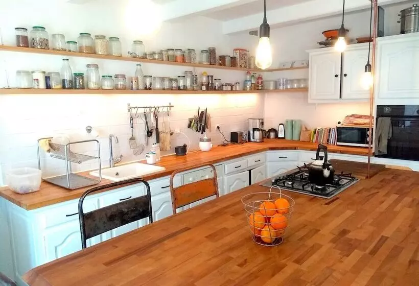 Majatalo La Maison Folia