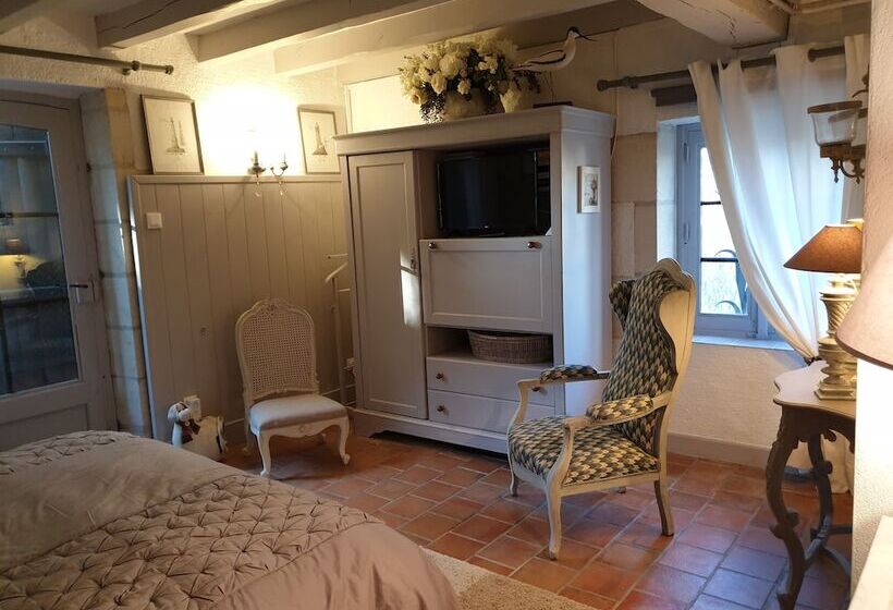 פנסיון Moulin Rouhaud