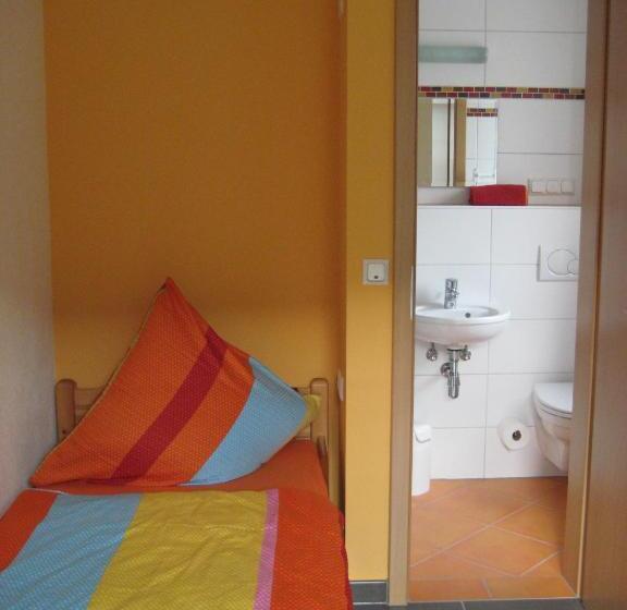 פנסיון Weingut Goeres