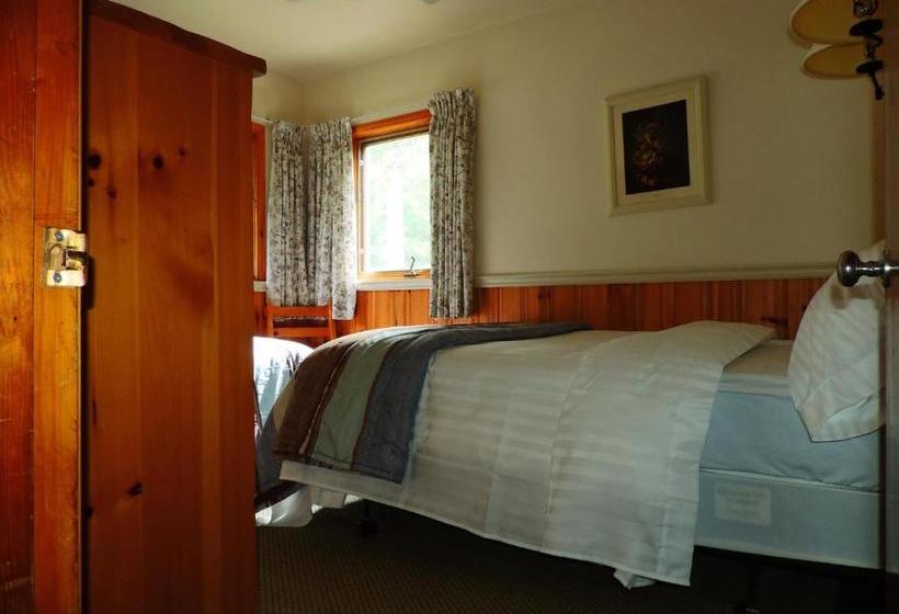 The "new" Baldwins Resort